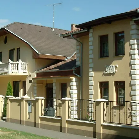 Hrc Panzio Otel 3*